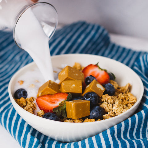 Berry Granola Protein Breakfast Bowl